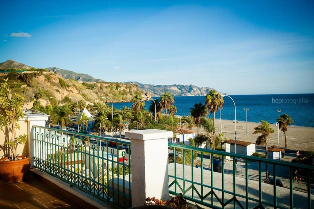 Edificio Sol Leilighet Nerja Eksteriør bilde